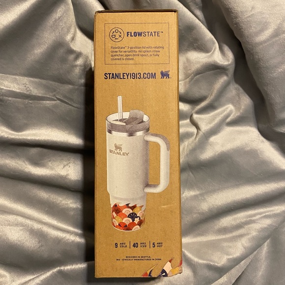 LIMITED EDITION Lunar New Year authentic 30oz Stanley Thermos - Picture 4 of 4